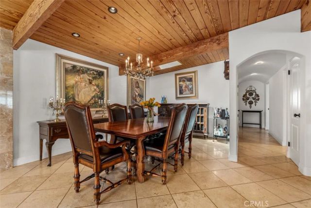 327 Santa Isabel, Newport Beach, CA 92660