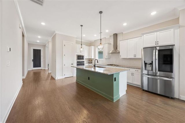 6853 River Rock Drive, Flowery Branch, GA 30542