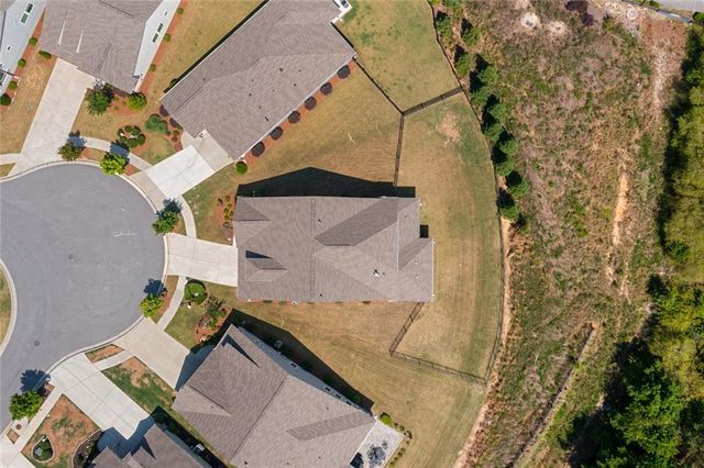 6853 River Rock Drive, Flowery Branch, GA 30542
