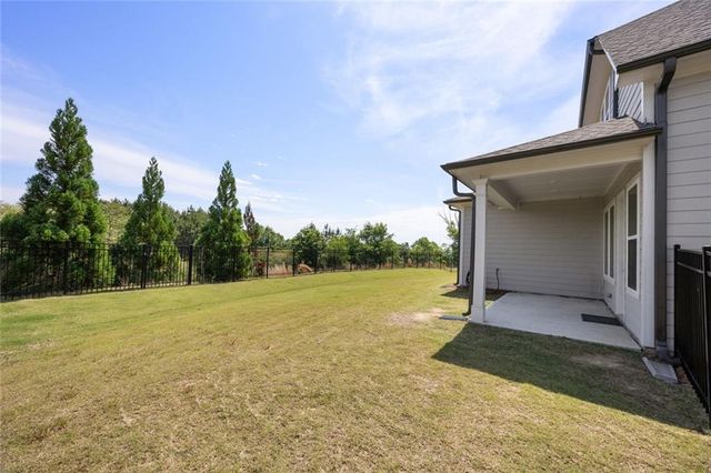 6853 River Rock Drive, Flowery Branch, GA 30542