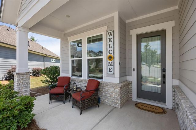 6853 River Rock Drive, Flowery Branch, GA 30542