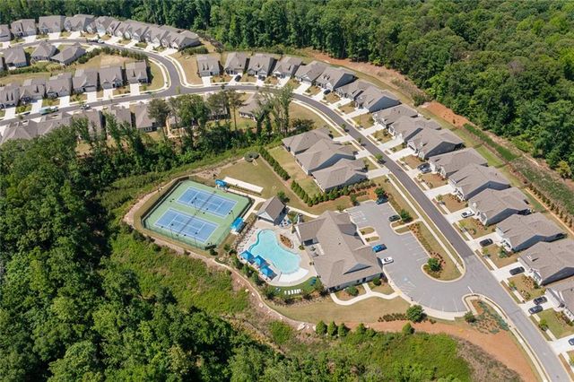 6853 River Rock Drive, Flowery Branch, GA 30542