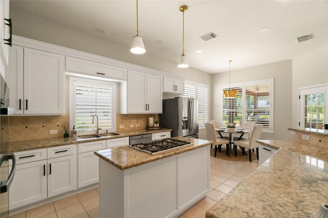 9915 Hufsmith Kuykendahl, Tomball, TX 77375