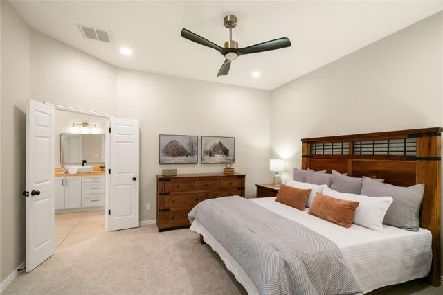 9915 Hufsmith Kuykendahl, Tomball, TX 77375