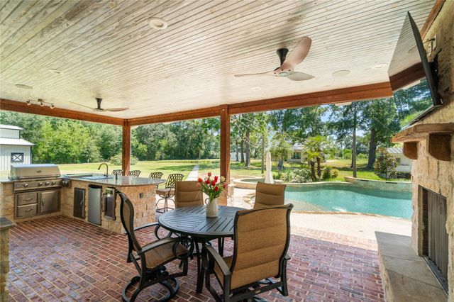 9915 Hufsmith Kuykendahl, Tomball, TX 77375