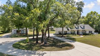 9915 Hufsmith Kuykendahl, Tomball, TX 77375