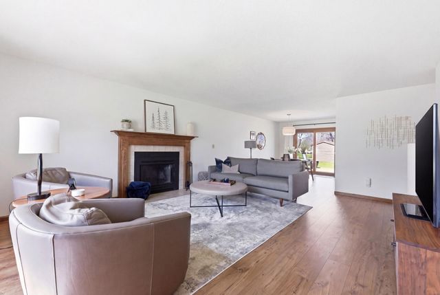 1619 38th Avenue S, Fargo, ND 58104