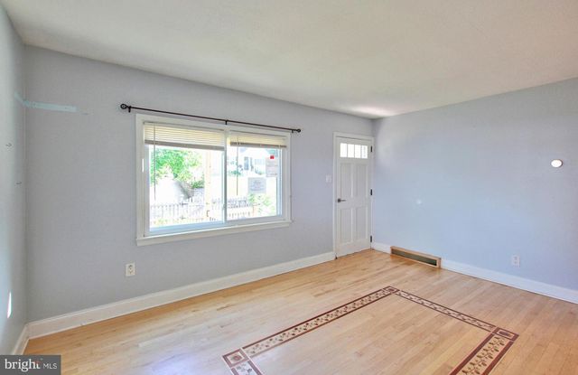 11808 GOODLOE RD, Silver Spring, MD 20906