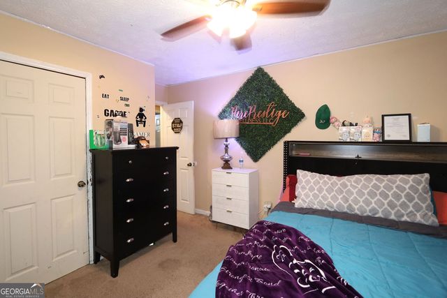 9396 Forest Knoll Drive, Jonesboro, GA 30238