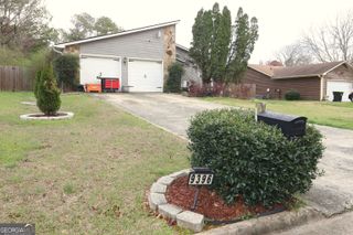 9396 Forest Knoll Drive, Jonesboro, GA 30238