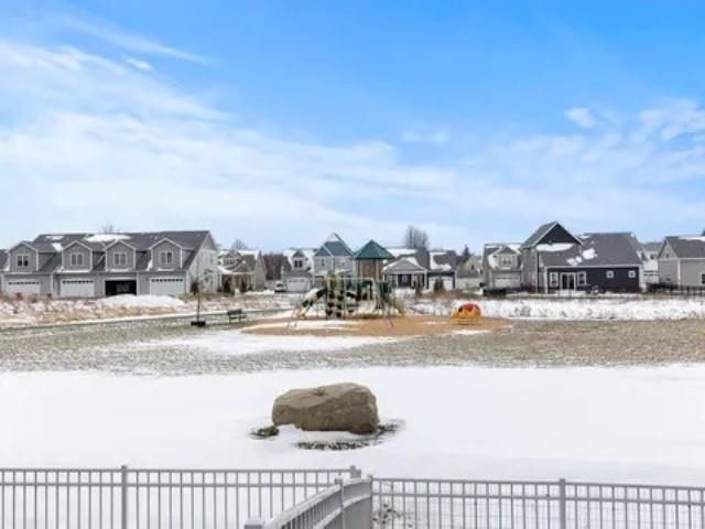 31 Fall Street, South Burlington, VT 05403