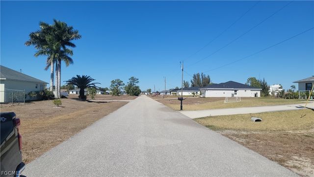 3907 NE 12th AVE, Cape Coral, FL 33909