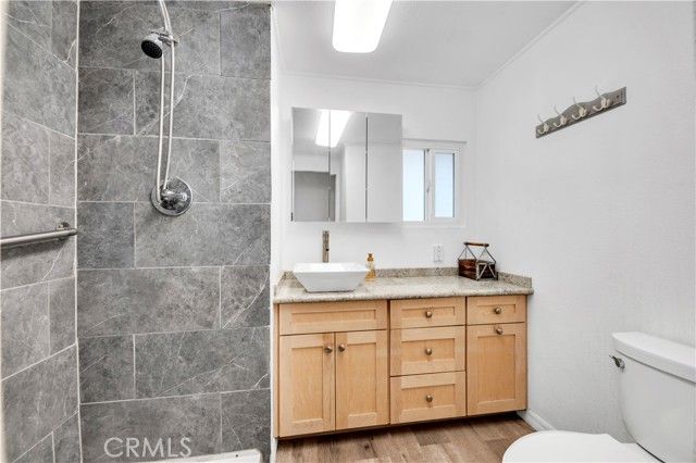 25526 Redlands 101, Loma Linda, CA 92354