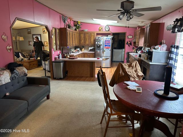 6265 Sam Potts Highway, Hallsboro, NC 28442