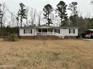 6265 Sam Potts Highway, Hallsboro, NC 28442
