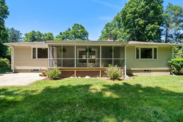 74 Oregon Road, Ashland, MA 01721