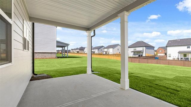 191 Sandy Oak Drive, Loganville, GA 30052