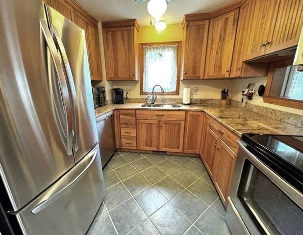 39 Nottingham Road 39, Grafton, MA 01519