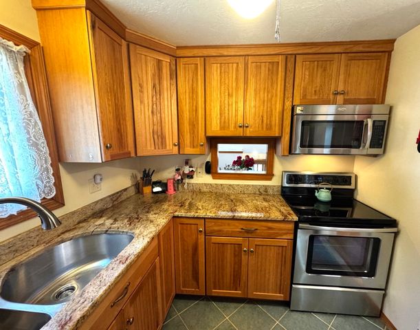 39 Nottingham Road 39, Grafton, MA 01519