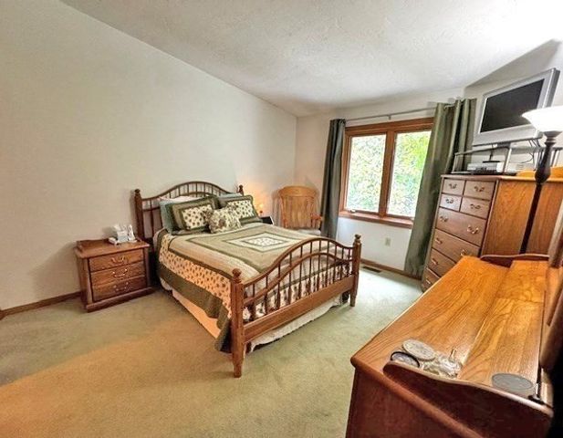 39 Nottingham Road 39, Grafton, MA 01519