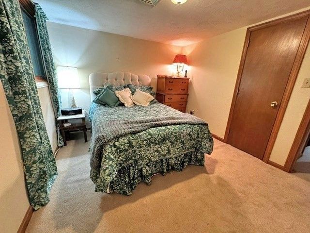 39 Nottingham Road 39, Grafton, MA 01519