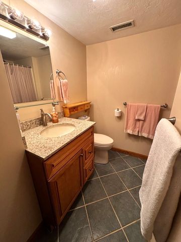 39 Nottingham Road 39, Grafton, MA 01519