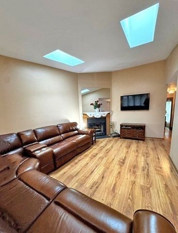 39 Nottingham Road 39, Grafton, MA 01519