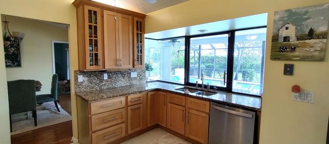 1132 SE Oriental Avenue, Port St Lucie, FL 34952