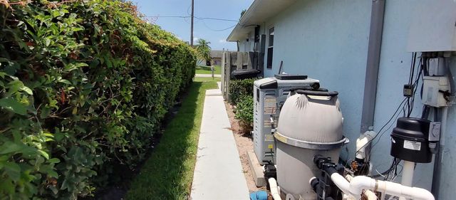 1132 SE Oriental Avenue, Port St Lucie, FL 34952