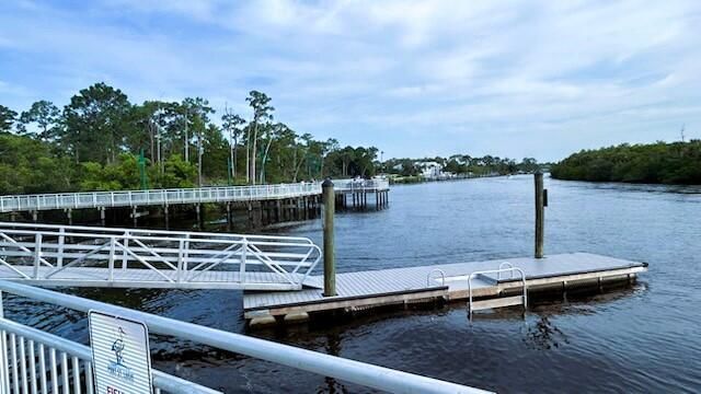 1132 SE Oriental Avenue, Port St Lucie, FL 34952