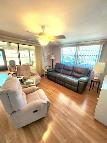 2003 MINNESOTA AVENUE, Bradenton, FL 34207