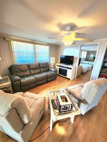 2003 MINNESOTA AVENUE, Bradenton, FL 34207