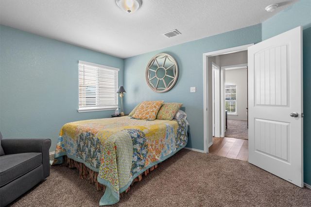 214 Nathaniel DR, Taylor, TX 76574