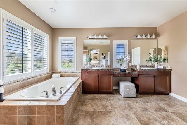 25737 Bay Meadows, Murrieta, CA 92562