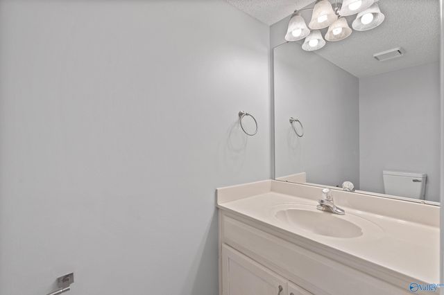 469 Sussex Drive, Huntsville, AL 35824