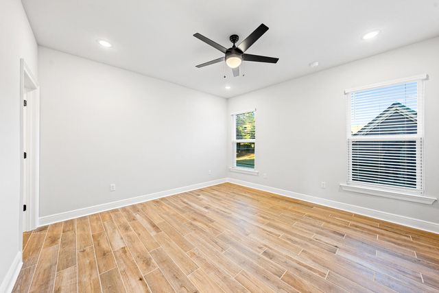 699 Earl Godwin Road, Freeport, FL 32439