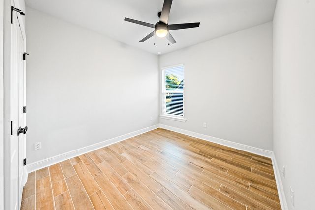 699 Earl Godwin Road, Freeport, FL 32439