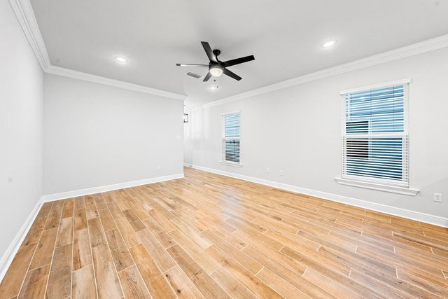 699 Earl Godwin Road, Freeport, FL 32439