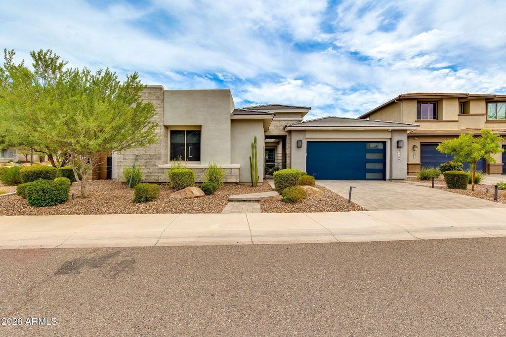 22209 N 30TH Place, Phoenix, AZ 85050 — exterior