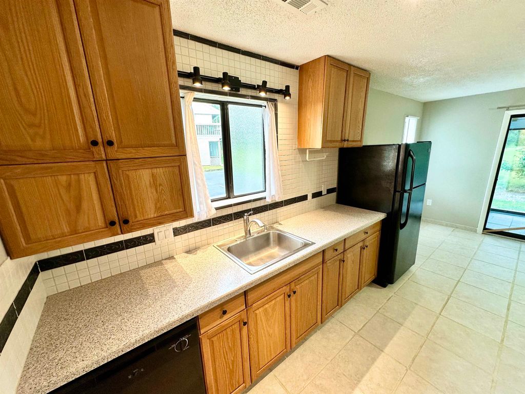 500 Fairway Village Dr # 9-O, Myrtle Beach, SC 29588 — photo 4