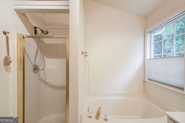 512 Antler Lane, Suwanee, GA 30024