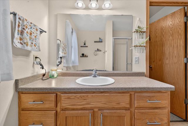 1500 Evergreen Drive, Janesville, WI 53546
