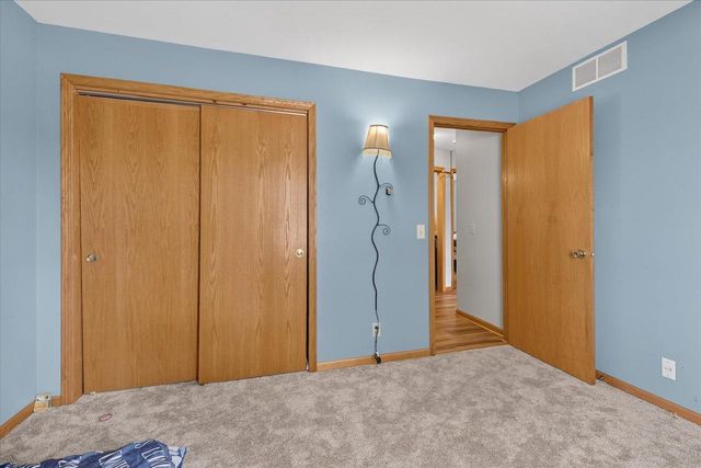 1500 Evergreen Drive, Janesville, WI 53546