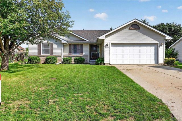 1500 Evergreen Drive, Janesville, WI 53546