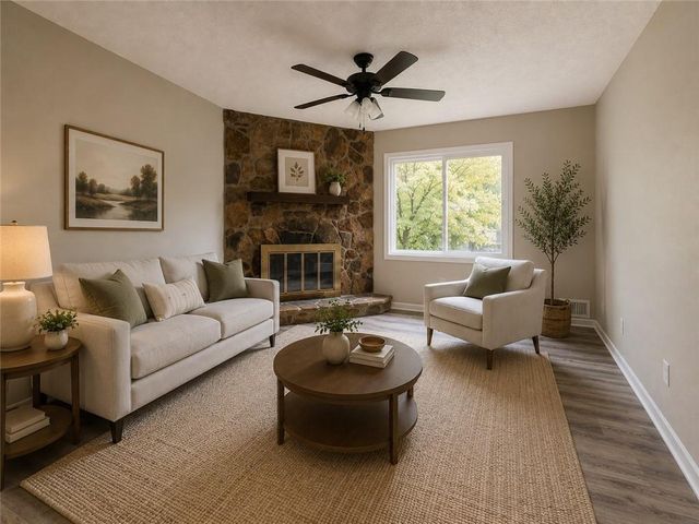 184 Misty Hollow Way, Woodstock, GA 30188