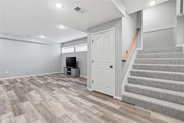 23488 W 125TH Street, Olathe, KS 66061