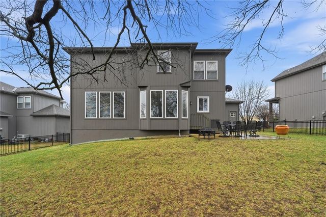 23488 W 125TH Street, Olathe, KS 66061