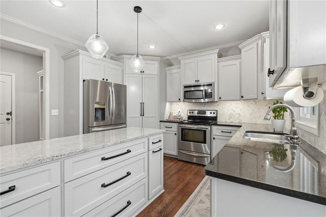 23488 W 125TH Street, Olathe, KS 66061