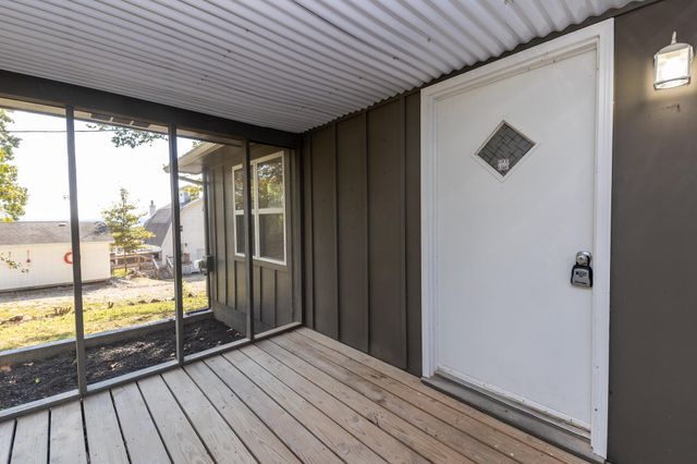 21960 County Road 288, Pittsburg, MO 65724