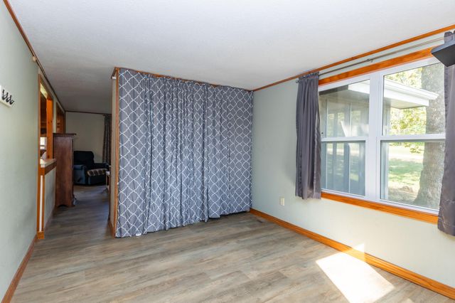 21960 County Road 288, Pittsburg, MO 65724